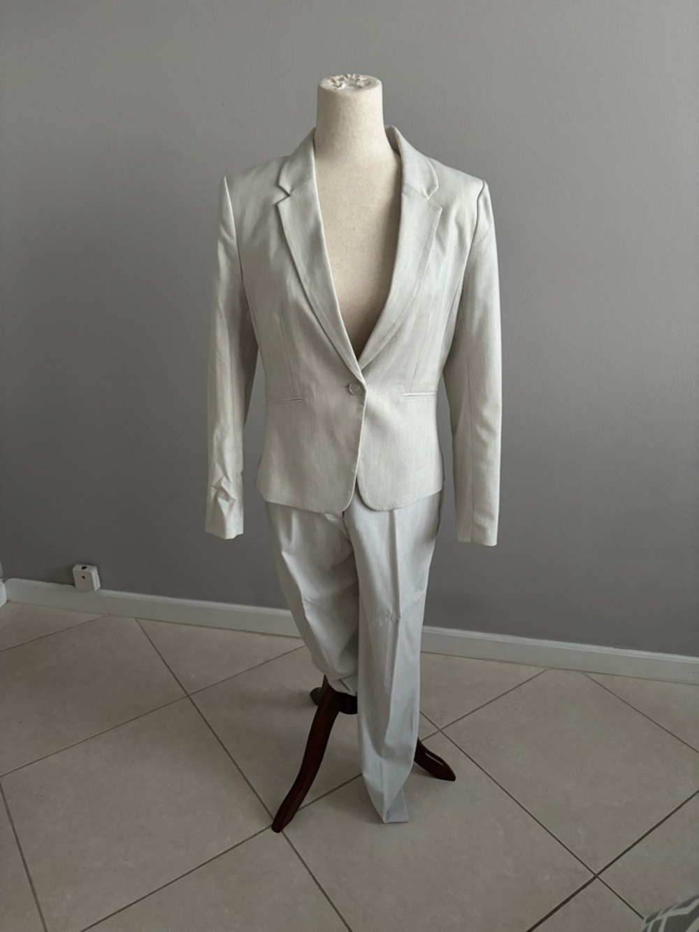 H&M Light Gray Women's Two-Piece Suit Blazer & Trousers